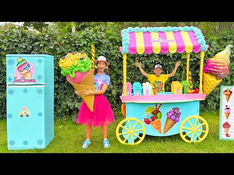 Sofia and Max play in an Ice Cream Truck thumbnail