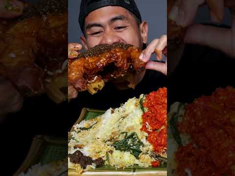 Buka puasa makan 5 bungkus nasi padang pake 1 ekor ayam bumbu madura thumbnail