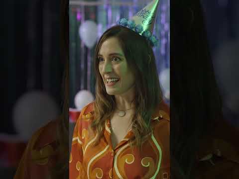 ¿Quién te gustaría que estuviera en tu fiesta sorpresa? thumbnail