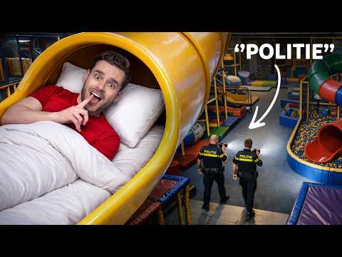 Stiekem Overnachten In Een Speelparadijs! (Inbreken) thumbnail
