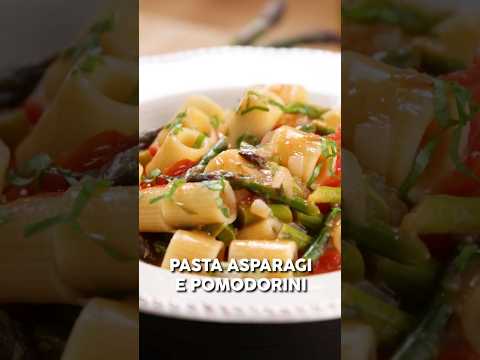PASTA CON GLI ASPARAGI E POMODORINI by Buon’Idea thumbnail
