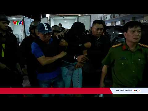 NÓNG: Bắt 2 đối tượng nổ súng vào nhóm người nước ngoài giữa trung tâm TP. Hồ Chí Minh | VTV24 thumbnail