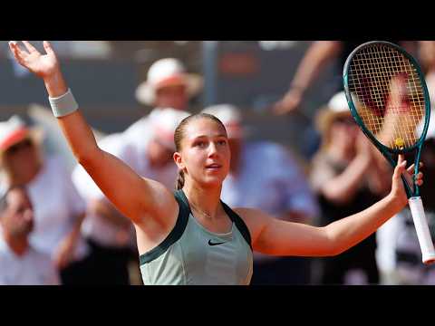 Roland-Garros : la Française Diane Parry à un match des quarts de finale thumbnail