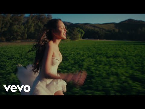 Olivia Rodrigo - Can’t Catch Me Now (from The Hunger Games: The Ballad of Songbirds & Snakes) thumbnail