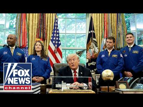Trump hosts Artemis II astronauts at White House thumbnail