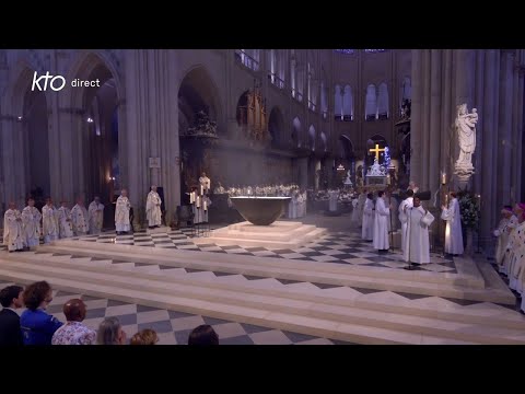 Messe d'ouverture de l'Assemblée Ecclésiale Provinciale d'Île-de-France à Notre-Dame de Paris thumbnail