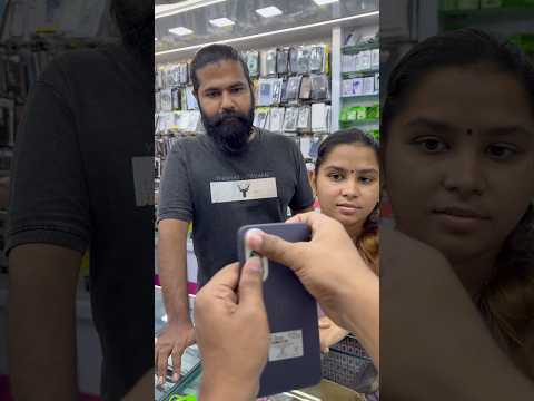 ￼ Oneplus camera ring thumbnail