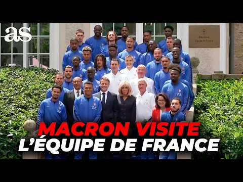 EMMANUEL MACRON  visite L'ÉQUIPE de FRANCE de football à Clairefontaine | COUPE DU MONDE thumbnail