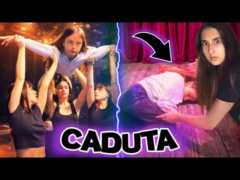 PANICO durante il CONCERTO Ludo è CADUTA‼️?? thumbnail