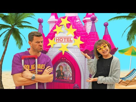Claudia invita a su papa en el Hotel Las Ratitas thumbnail