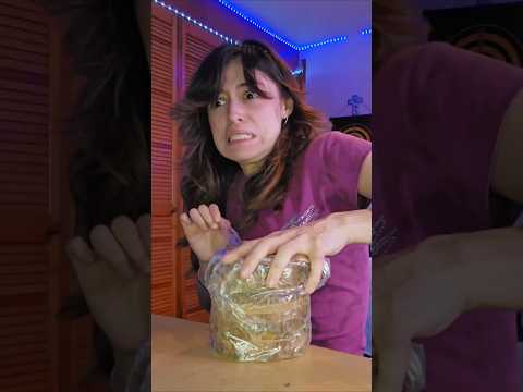 Haciéndo un regalo silencioso a mi mamá 🤫 | • Liza Baez • thumbnail