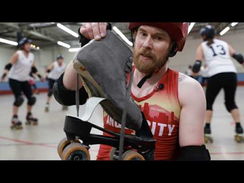 I Said Roller Derby Looked Easy (EXTENDED VERSION!) thumbnail