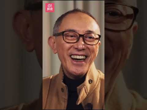 戲劇大師鍾景輝（King Sir）離世，享年89歲。他一生培育出不少劇壇人才，其中一位便是毛俊輝 ，毛Sir接受《01娛樂》專訪時，曾分享對方好人好事，指King Sir是其啟蒙老師及人生第一個伯樂。 thumbnail