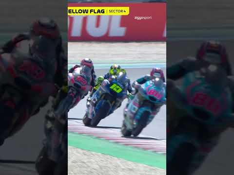 Wat een laatste ronde! 🥵 #ZiggoSport #Moto2 #Alonso #Gonzalez #HungarianGP 🇭🇺 thumbnail