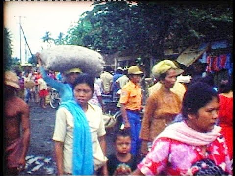 The wonderful temples of BALI in 1976 (1) thumbnail
