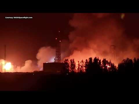BLUE ORIGIN ROCKET EXPLODES DURING FLORIDA TEST | GMA Public Affairs thumbnail