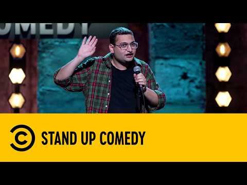 Tommaso Faoro - Pizza con l'ananas vs avocado - Stand Up Comedy thumbnail