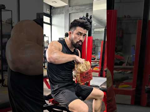Gym madness 😳😂☠️ #mma #martialarts #ufc #bjj #jiujitsu #sambo #wrestling #funnyshorts #markmugen thumbnail