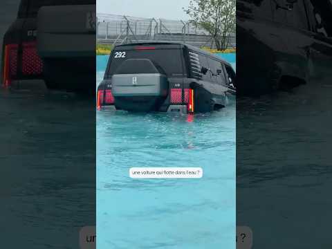J’ai testé une voiture qui flotte sur l’eau ??? thumbnail