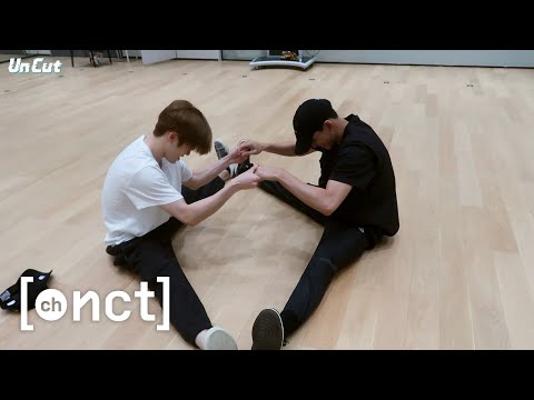 [Un Cut] Take #10｜‘Make A Wish (Birthday Song)’ Dance Practice thumbnail