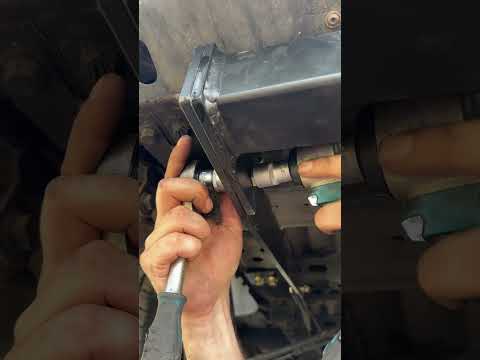 Torque this bolt wrong and the whole hitch fails #workshop thumbnail