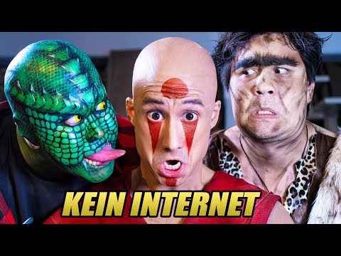 Eingesperrt ohne Internet I Julien Bam thumbnail