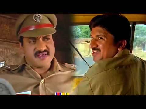 सुनील पुलिस की वर्दी में इस रिक्शावाले पर रोब झाड़ रहा है thumbnail