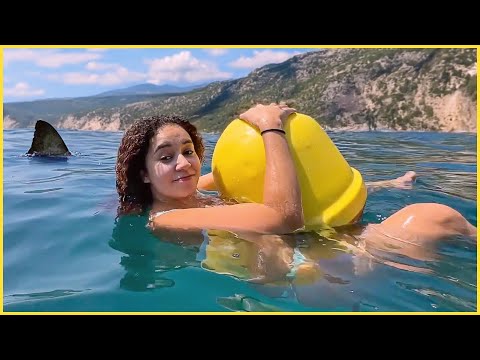 ils m'ont laissée seule en mer thumbnail