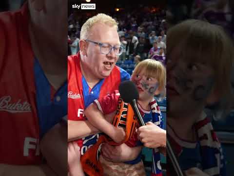 'Wowsers!': Crystal Palace fans jubilant at UEFA Conference League win thumbnail
