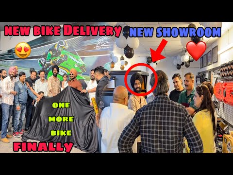 Delhi aate hi New Bike ki Delivery ? or New Showroom ki opening bhi ho gyi FINALLY ❤️ Shubh din ? thumbnail