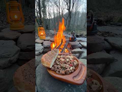 Kamp Ateşinde Testi Kebabı 🥩 | cooking pottery kebab over a campfire thumbnail