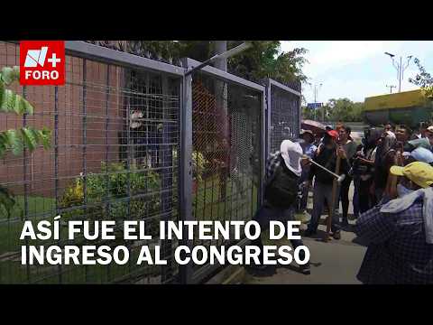Integrantes de la CETEG protestan en Chilpancingo e intentan ingresar al Congreso thumbnail