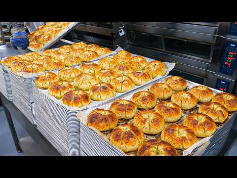 Crunchy Outside, Creamy Inside – Cheese Bagel Heaven / Korea Food thumbnail