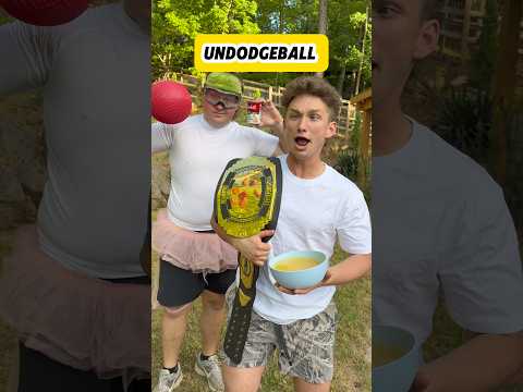 UNDODGEBALL GAME while holding SOUP 🍜holding on to bowl is +2 pointsShayne is Winning Season 5 6-3. thumbnail