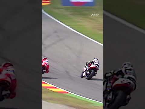 Rossi vs Biaggi vs Capirossi at the 2000 Italian GP 🇮🇹 thumbnail