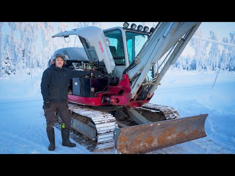 Fixing Worn Boom Swing Pins & Installing a Central Lubrication System thumbnail
