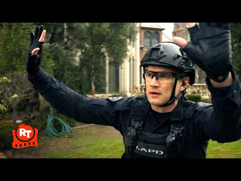 S.W.A.T. - Street’s Trapped Car (S2/E19) (2/4) | Movieclips thumbnail
