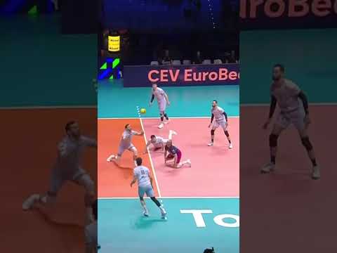 Ziraat Bankkart Ankara venció en un partido IMPERDIBLE a Projekt Warszawa para coronarse thumbnail