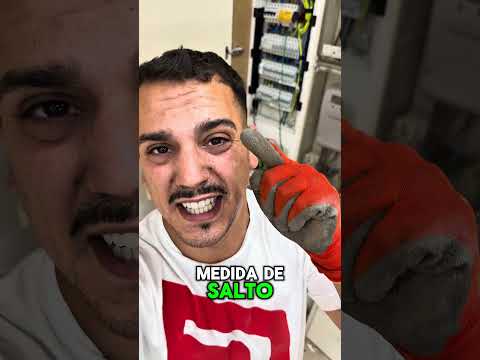 POR DESGRACIA LA MAYORÍA DE ELECTRICISTAS! Esto no lo hacen... #electrician #herramientas #tips thumbnail