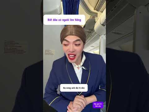 Khi trên máy bay có tình huống khó xử cùng các hành khách độc lạ #giaitri thumbnail