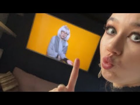 Ostatni live z krakowa - na 200 łapek pokazuje widok z okna thumbnail
