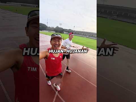 LARI INTERVAL SAMBIL HUJAN-HUJANAN DI TRACK SERU BANGET!😱🏃🏻‍♂️🌧️ thumbnail