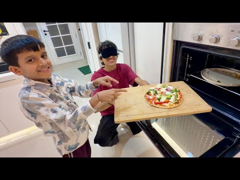 Blind Cooking Challenge 😍 With Family  thumbnail