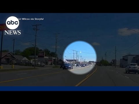 Boston meteor lights up sky, sparks search surge thumbnail