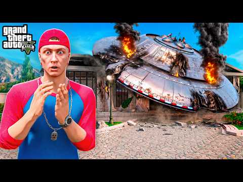 UFO ZERSTÖRT mein HAUS in GTA 5! thumbnail