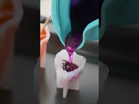 is it giving gummy??? thumbnail