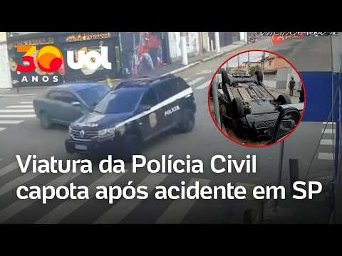 Viatura da Polícia Civil capota após colisão em São Paulo thumbnail