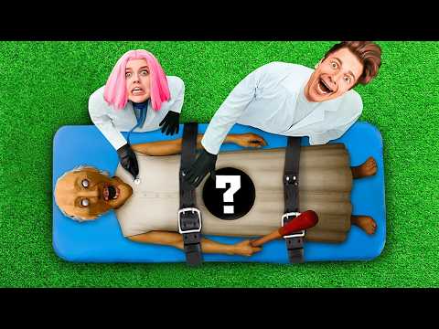 что внутри? РАЗРЕЗАЕМ GRANNY в 3:00 ночи !!! thumbnail