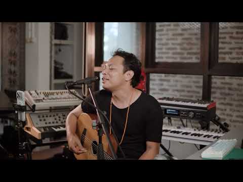 YOU'RE STILL THE ONE - SHANIA TWAIN | FELIX IRWAN acoustic cover on Spotify & Apple Music thumbnail