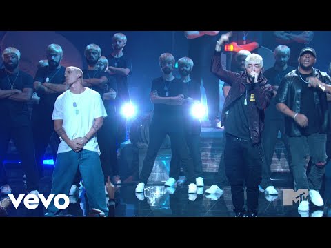 Eminem - Somebody Save Me & Houdini (Live from the MTV VMA’s 2024) thumbnail